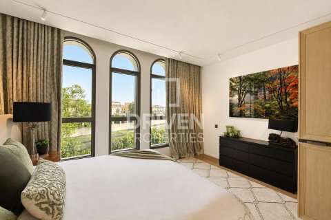 Villa de 4 dormitorios en Jumeirah Islands, UAE No. 215110 13