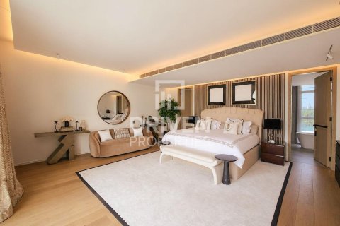Villa de 4 dormitorios en Jumeirah Islands, UAE No. 215110 11