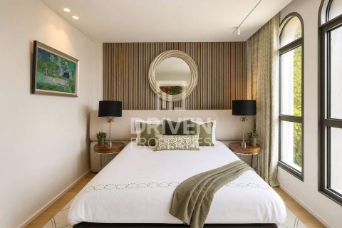 Villa de 4 dormitorios en Jumeirah Islands, UAE No. 215110 16