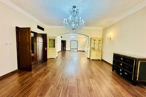 5 bedrooms Villa in Jumeirah, UAE No. 166971
