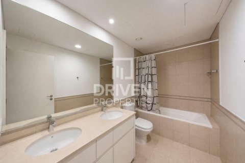 3 bedrooms Apartment in Zahra Breeze Apartments, UAE No. 218658 13