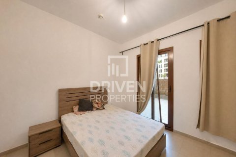 Apartment de 3 dormitorios en Zahra Breeze Apartments, UAE No. 218658