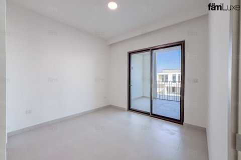 4 bedrooms Villa in Dubai, UAE No. 216217 14