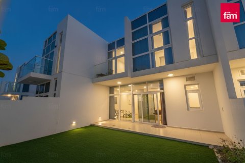 4 bedrooms Townhouse in Dubai, UAE No. 213420 18