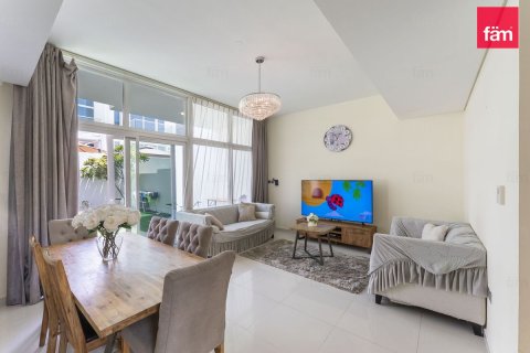 4 bedrooms Townhouse in Dubai, UAE No. 213420 8