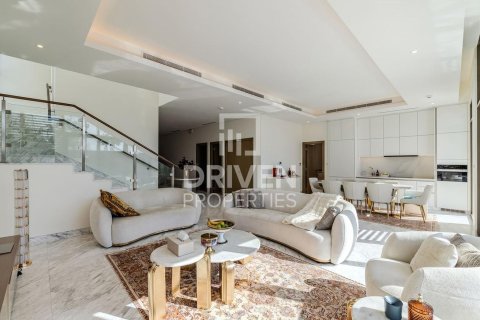 Вилла с 4 спальнями в District One, ОАЭ №211490 4