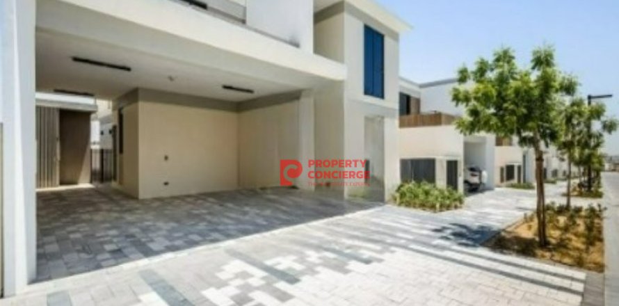 Villa de 5 dormitorios en Harmony, UAE No. 39589