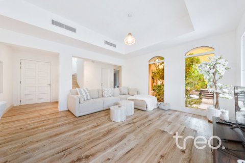 4 bedrooms Villa in Palmera 4, UAE No. 220801 6