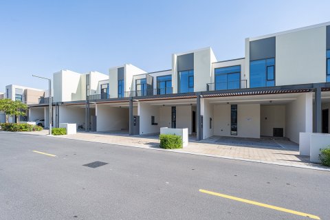 3 bedrooms Townhouse in Joy, UAE No. 215330 12