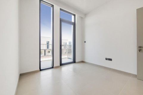 3 bedrooms Townhouse in Joy, UAE No. 215330 3