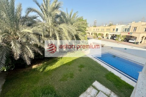 3 غرف نوم فيلا في The Springs, الإمارات العربية المتحدة رقم 220195