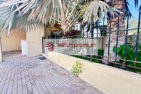 3 غرف نوم فيلا في The Springs, الإمارات العربية المتحدة رقم 220195 11