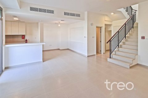 Вилла с 3 спальнями в Naseem Townhouses, ОАЭ №225010