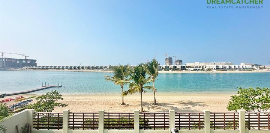 Вилла с 5 спальнями в Mina Al Arab, ОАЭ №13043
