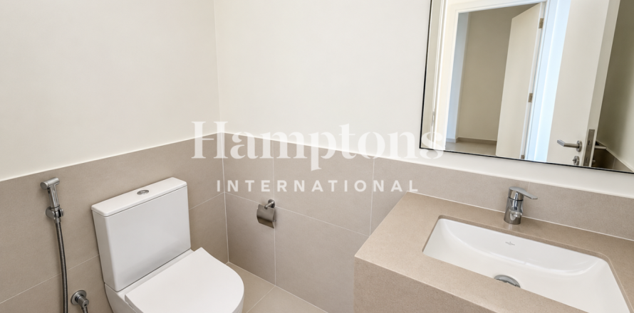 Townhouse de 3 dormitorios en Dubai South (Dubai World Central), UAE No. 223361