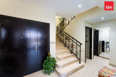 4 bedrooms Townhouse in Dubai, UAE No. 216389 14