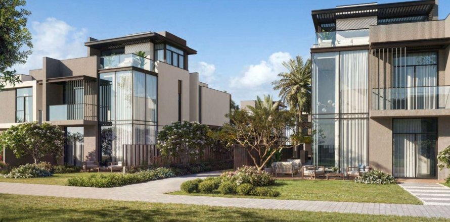 4 bedrooms Villa in Dubai, UAE No. 166005