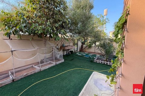 4 bedrooms Villa in Dubai, UAE No. 166005 15