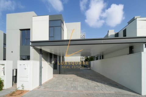 Villa de 5 dormitorios en Murooj Al Furjan, UAE No. 224314 12