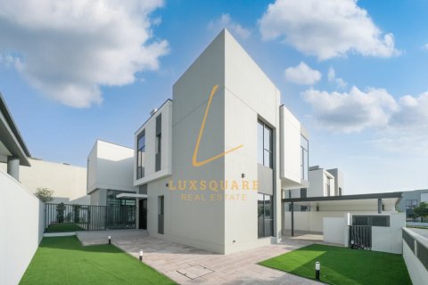 Villa de 5 dormitorios en Murooj Al Furjan, UAE No. 224314 13