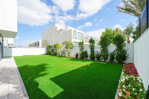 Villa de 5 dormitorios en Murooj Al Furjan, UAE No. 224314 14