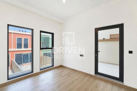 Townhouse de 4 dormitorios en Damac Lagoons, UAE No. 223276 8