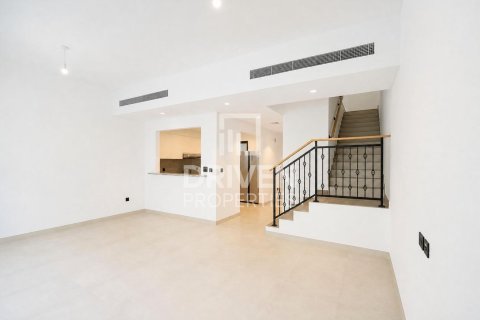 Townhouse de 4 dormitorios en Damac Lagoons, UAE No. 223276 3