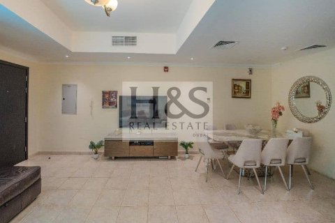 3 bedrooms Villa in Jumeirah Village Circle, UAE No. 112749 27