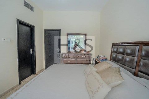 3 bedrooms Villa in Jumeirah Village Circle, UAE No. 112749 15