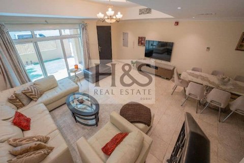 3 bedrooms Villa in Jumeirah Village Circle, UAE No. 112749 29