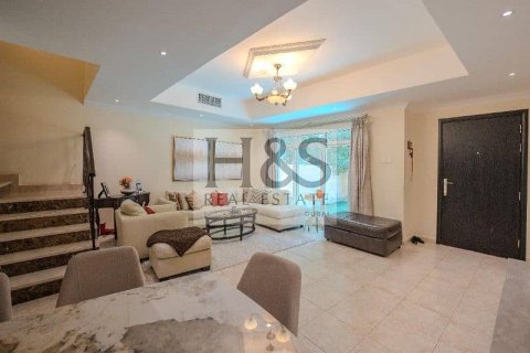 3 bedrooms Villa in Jumeirah Village Circle, UAE No. 112749 31