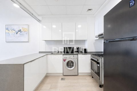 Apartment de 2 dormitorios en District 10, UAE No. 222971 11
