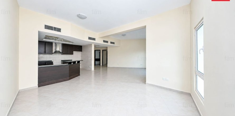 2 bedrooms Apartment in Jebel Ali, UAE No. 222338