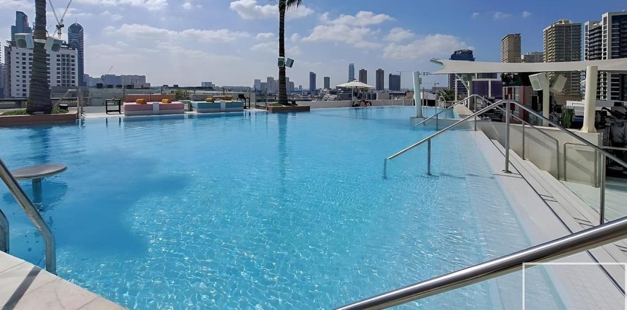 1 bedroom Apartment in Jumeirah Village Circle, UAE No. 211022