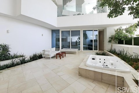 1 bedroom Apartment in Jumeirah Village Circle, UAE No. 211022 3