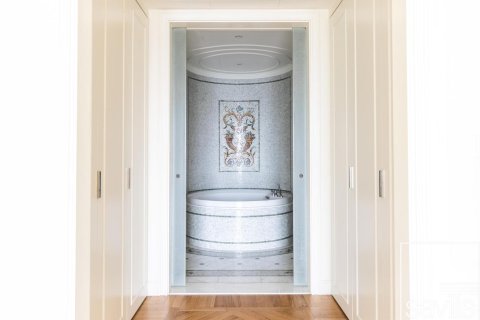 2 bedrooms Apartment in Palazzo Versace, UAE No. 220397 5