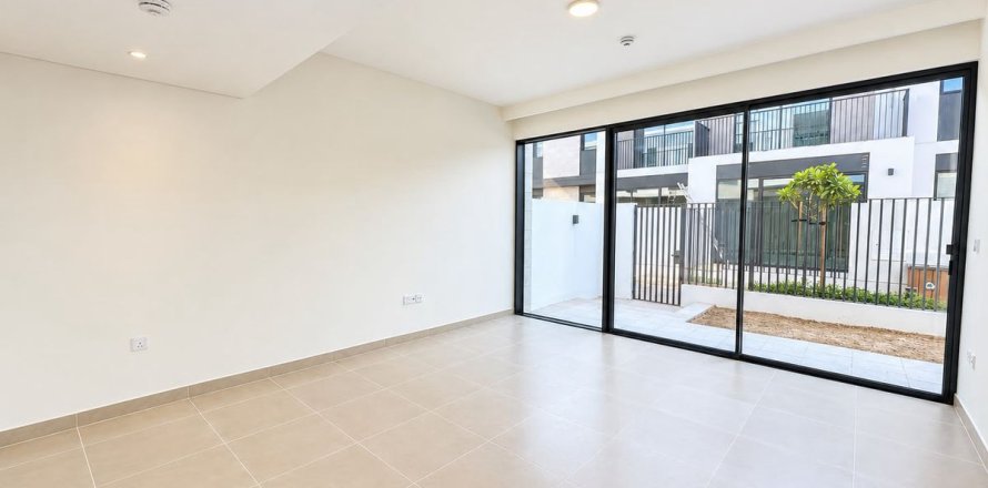 Townhouse de 4 dormitorios en Dubai, UAE No. 224408