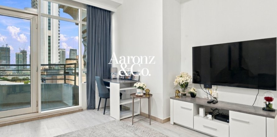 Appartement de 1 chambre à Marina Crown, UAE No. 220988
