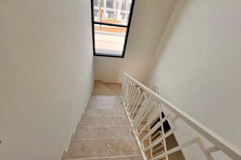 3 bedrooms Townhouse in Ras Al Khaimah, UAE No. 184275 9