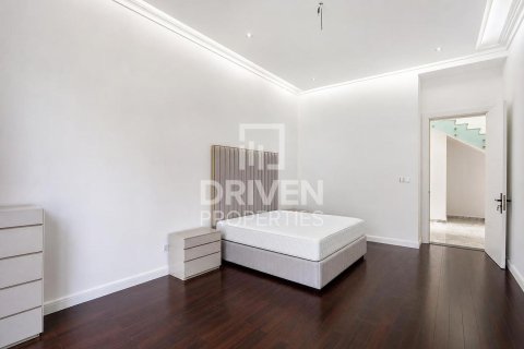 Villa de 6 dormitorios en Jasmine Leaf, UAE No. 214316 12