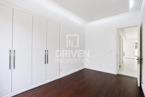 Villa de 6 dormitorios en Jasmine Leaf, UAE No. 214316 10
