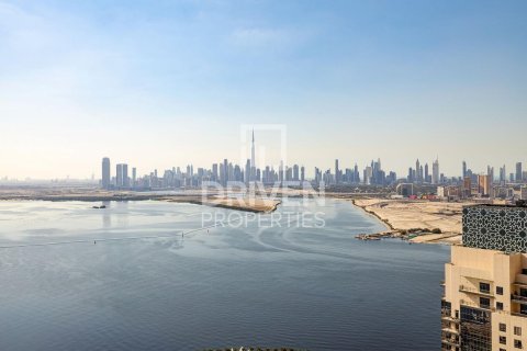 Appartement de 2 chambres à Creekside 18, UAE No. 218686 2