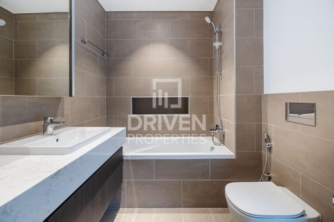 Appartement de 2 chambres à Creekside 18, UAE No. 218686 11