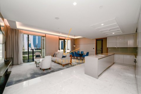 3 bedrooms Apartment in Dubai, UAE No. 220203 3