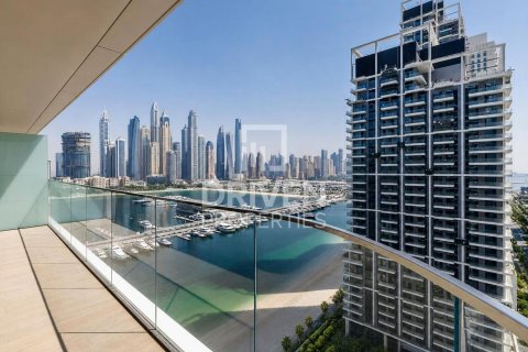 Appartement de 1 chambre à EMAAR Beachfront, UAE No. 218208 12