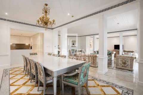 Дуплекс с 3 спальнями в Palazzo Versace, ОАЭ №211456 11