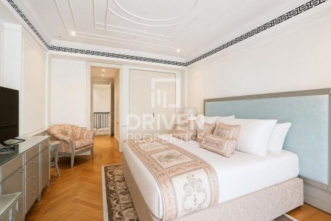 Дуплекс с 3 спальнями в Palazzo Versace, ОАЭ №211456 18