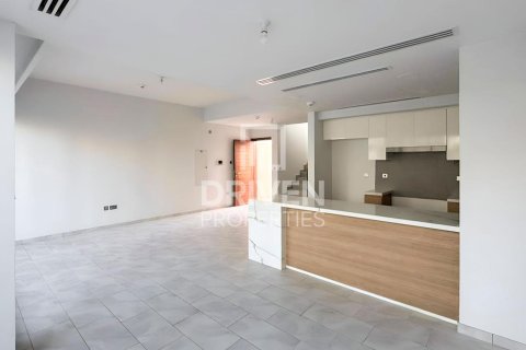 3 bedrooms Townhouse in Villanova, UAE No. 212647 12