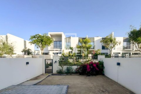 3 bedrooms Townhouse in Villanova, UAE No. 212647 17