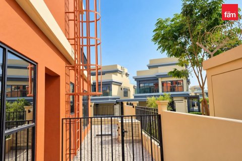 Townhouse de 5 dormitorios en Dubai, UAE No. 223700 6